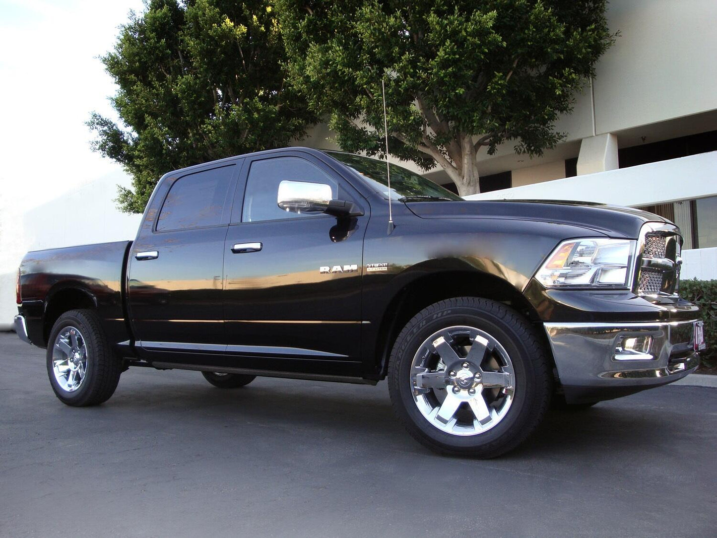 AMP Research 76138-01A PowerStep Electric Running Boards Plug N Play System for 2013-2015 Ram 1500/2500/3500, All Cabs