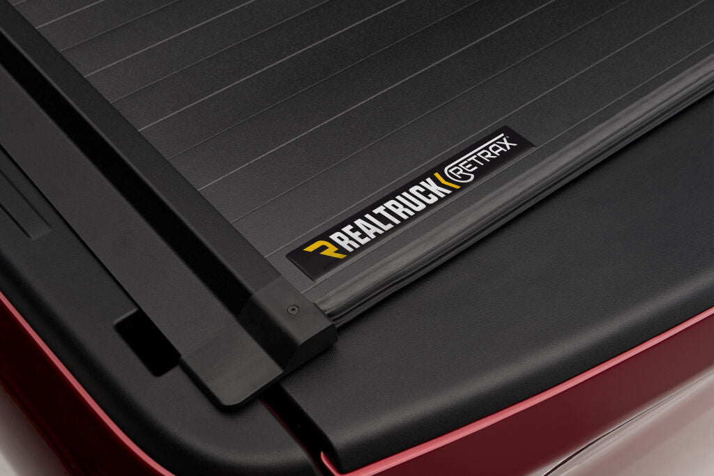 Tonneau Cover Retrax Nissan TITAN XD 2016-2024 | TITAN 2017-2024 30752